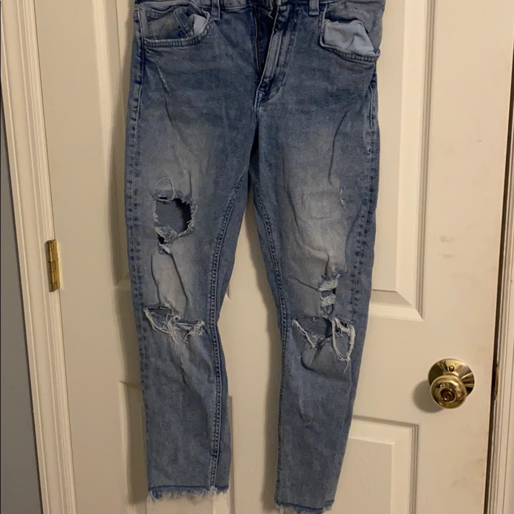 Ripped jeans